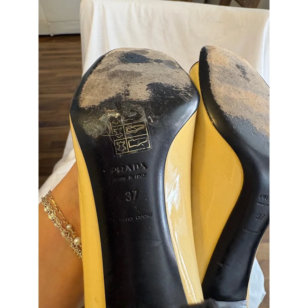 Prada Patent Leather Peep Toe Pumps Yellow Black Trim Stiletto Heels Size 37